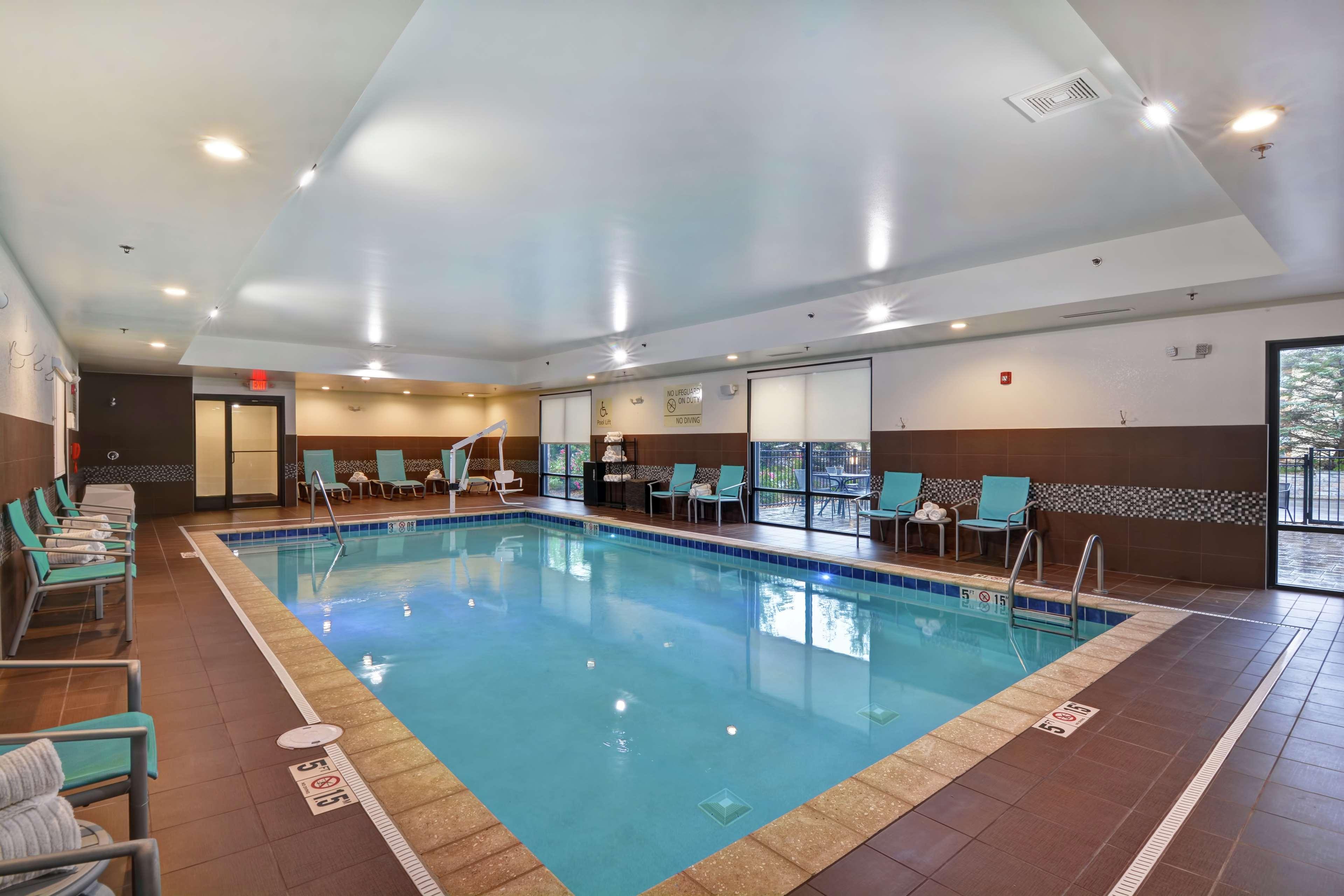 Hampton Inn Suites Ashland, Ohio Exteriör bild