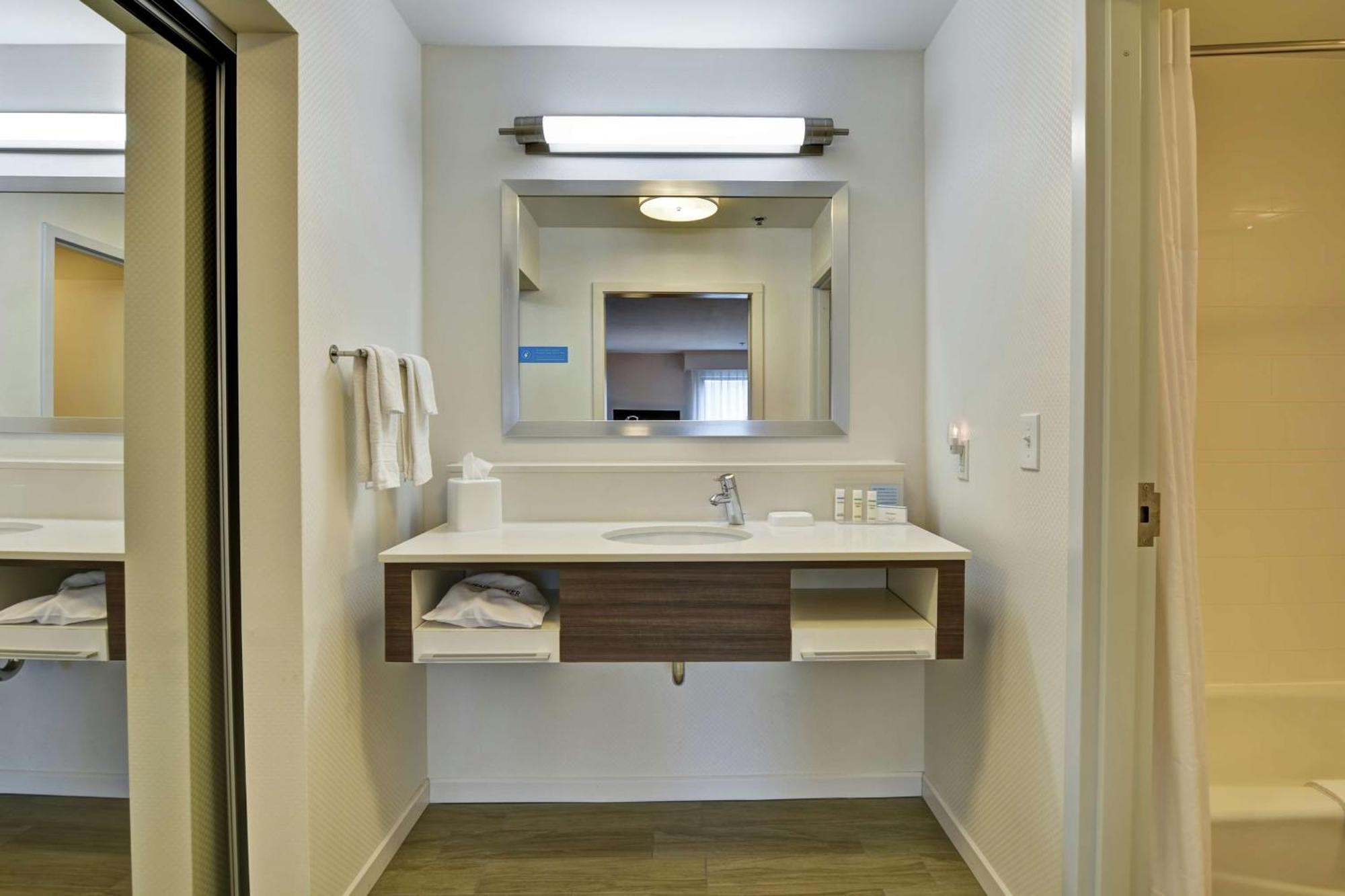 Hampton Inn Suites Ashland, Ohio Exteriör bild